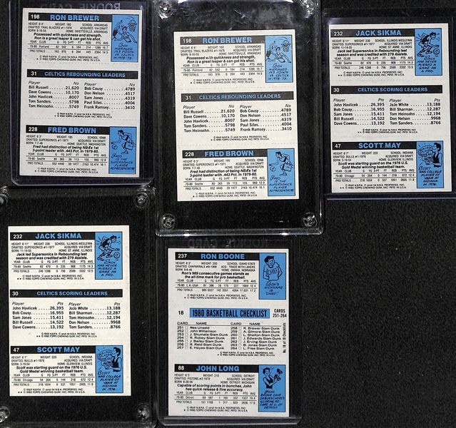 Lot of (5) 1980-81 Topps Basketball Cards w/ Larry Bird and Magic Johnson