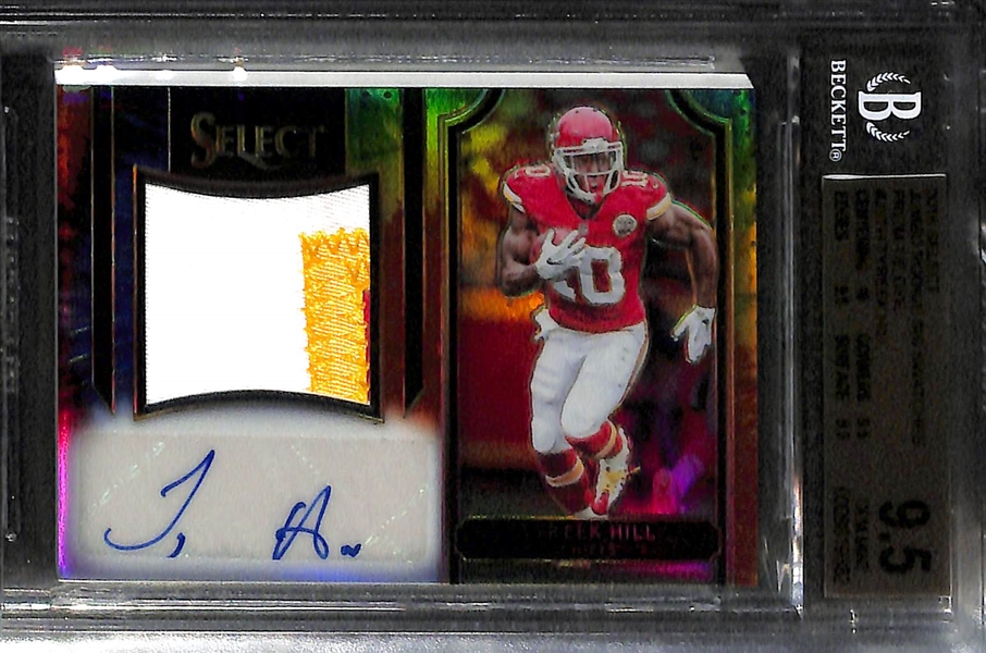 Lot of (3) Graded Cards Featuring Patrick Mahomes and 2016 Tyreek Hill Select Jumbo Rookie Signature Swatches #d /25 Graded BGS 9.5
