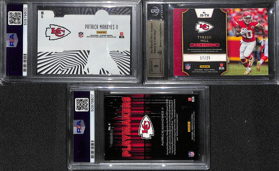 Lot of (3) Graded Cards Featuring Patrick Mahomes and 2016 Tyreek Hill Select Jumbo Rookie Signature Swatches #d /25 Graded BGS 9.5