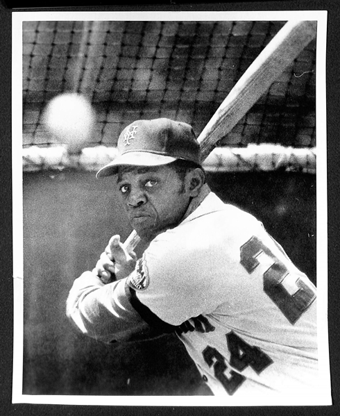 1969 Ernie Banks & 1972 Willie Mays Type I Photos