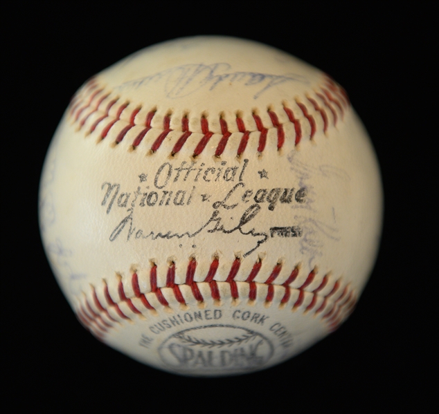 Official NL W. Giles Baseball Signed By 1964 Milwaukee Braves Team (22 Signatures inc. E. Mathews, Wyatt, P. Niekro, Carty, Alomar,  Joe Torre, +)! (JSA Auction Letter)