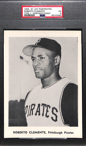 (33) 1958-61 Jay Publishing Photos w. Roberto Clemente (PSA 5) & 32 Ungraded w. Banks, Yaz, F. Robinson