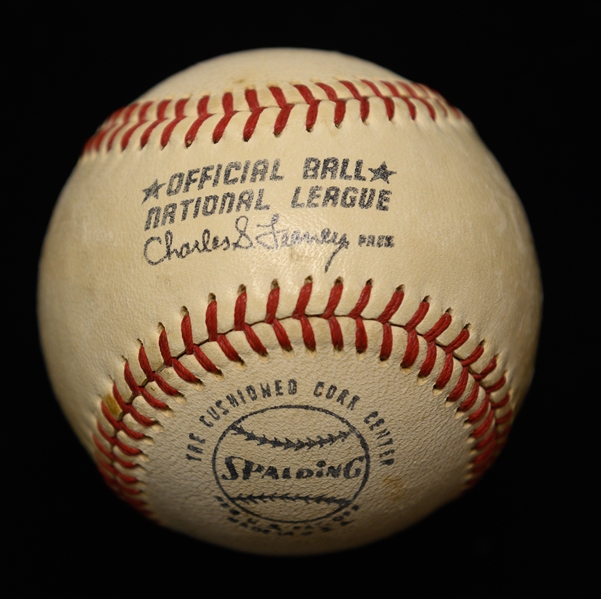 High Quality Roberto Clemente Single Signed Official National League Baseball on the Sweet Spot - JSA LOA (Consigned by Original Owner in 1970)