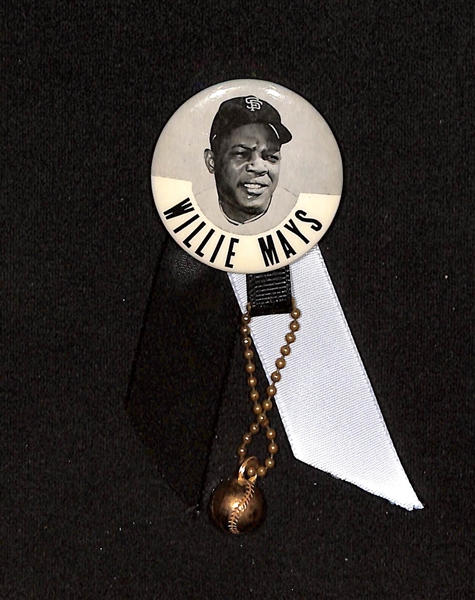 1962-1963 Willie Mats PM-10 Stadium Pin (NY Giants w. Rare White ) w. Ribbon & Toy Baseball 