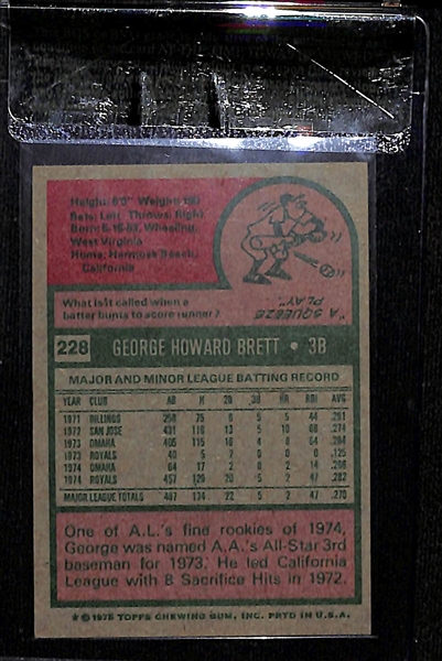 1975 Topps George Brett Rookie Card #228 Graded Beckett BVG 7 (NM)