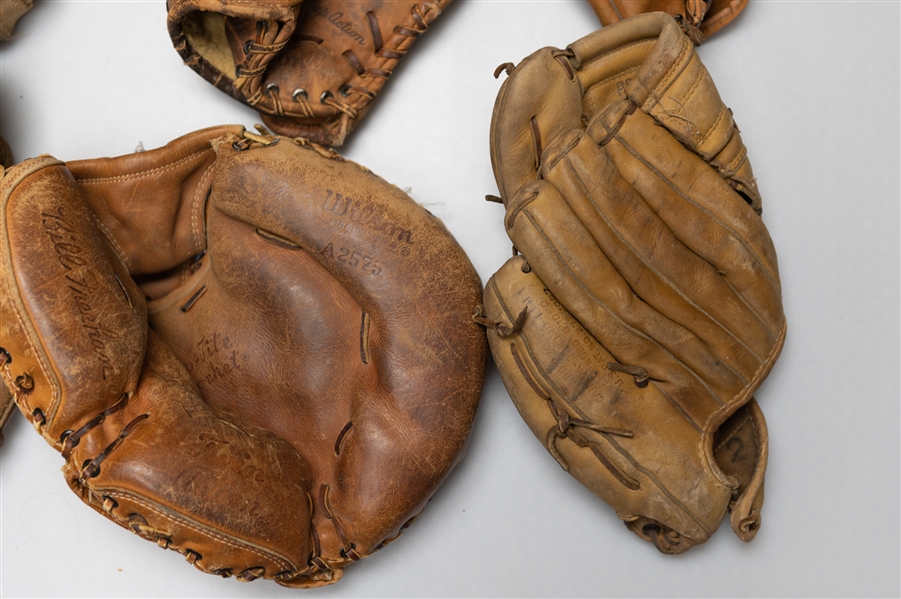 Vintage Baseball Memorabilia Lot w.(7) Gloves, Catchers Mask, Spalding Babe Ruth Model Glove