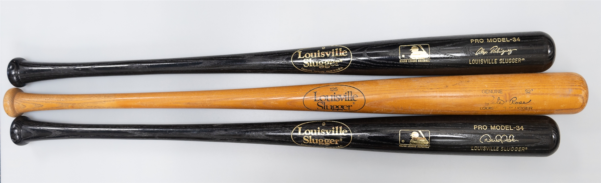 Lot of (3) Louisville Slugger Baseball Bats w. Derek Jeter & Alex Rodriguez Pro Models and Vintage Adirondack Bat Shipping Box