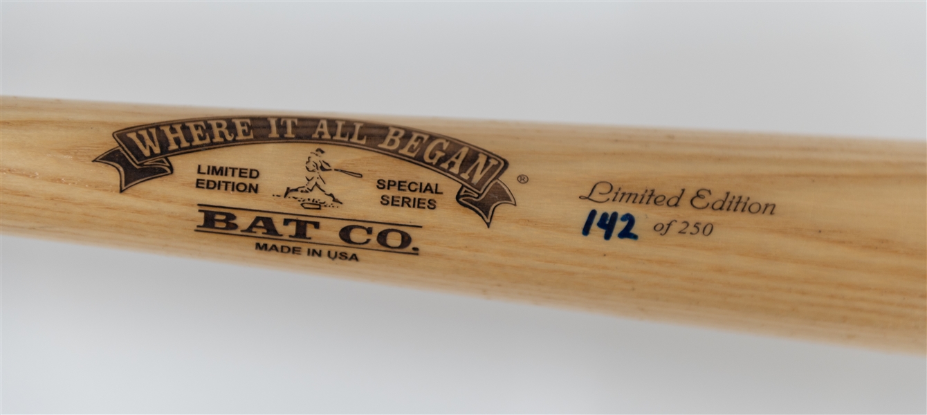 Hank Aaron Signed Limited Edition Baseball Bat (JSA Full Letter)