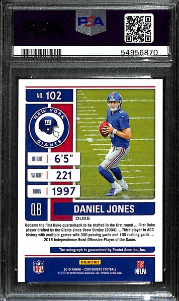 2019 Contenders Daniel Jones Team Helmet Rookie Ticket Variation Autograph PSA 9