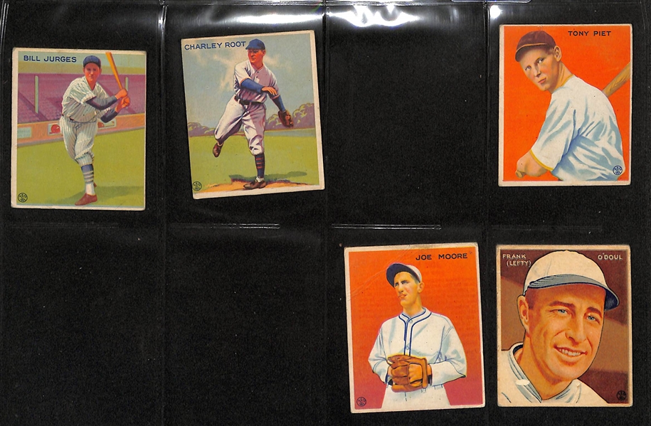 Lot of (86) Different 1933 Goudey Baseball Cards w. Herb Pennock #138 (HOF)