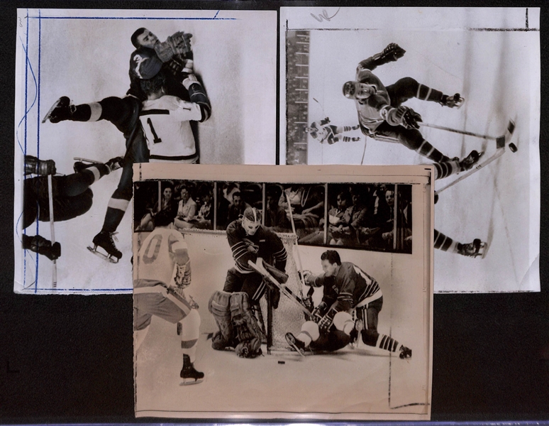 Lot of (25) 1967 NHL Hockey Type 1 Press/Wire Photos w. Mostly Rangers  w. Many Stars