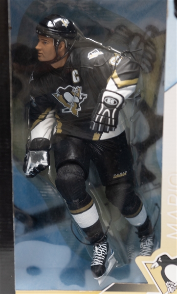 2003 McFarlane Mario Lemieux 12 Action Figure in Original Box - Series One