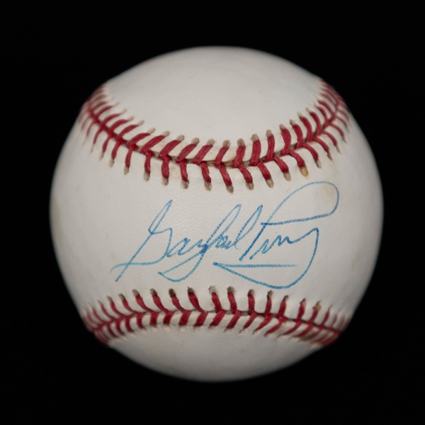 Lot of (5) Signed Memorabilia w. Cole Hamels, Gaylord Perry, Hoyt Wilhelm, Frank Howard, and Frank Gifford. + (JSA Auction Letter)