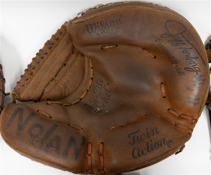Lot of (5) Vintage Leather Baseball Gloves w. 1 Catcher's Mask