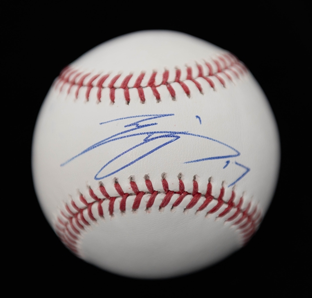 High-Quality Shohei Ohtani Signed Official Major League Baseball (Bold Signature on a Clean Baseball)  w. Full JSA Letter of  Authenticity