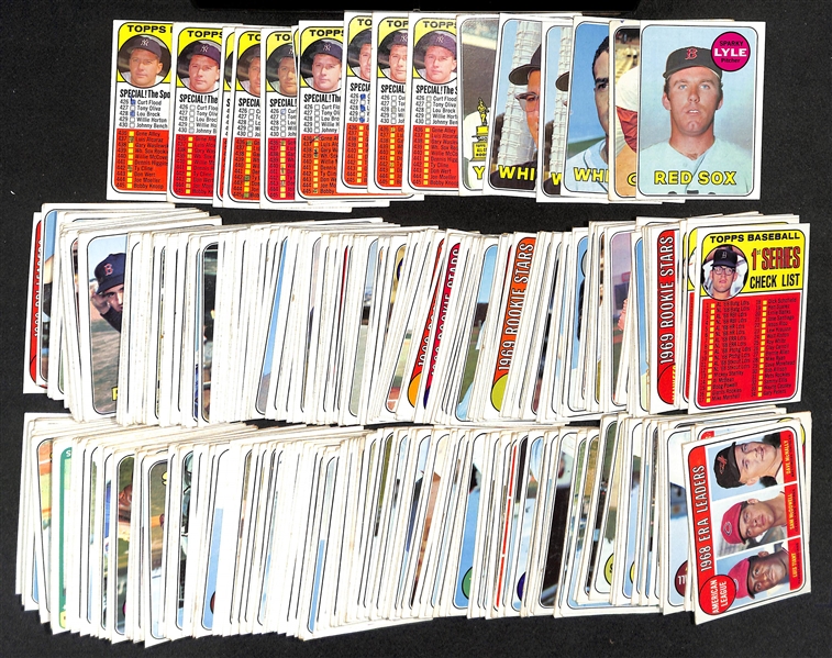  Lot of (350+) Assorted 1969 Topps Baseball Cards w. Bob Gibson & Sparky Lyle Rookie Card