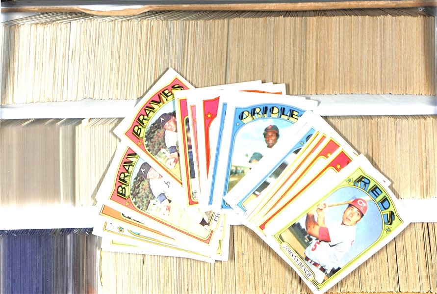 Lot of (1800+) Assorted 1972 Topps Baseball Cards w. (2) Johnny Bench & (2) Al Kaline