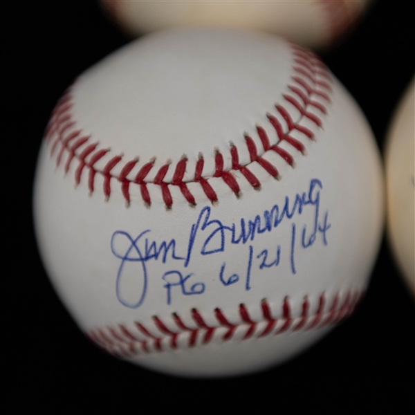 Lot of (4) Hall of Famer Signed Baseballs w. Duke Snider & Pee Wee Reese +(JSA Auction Letter)