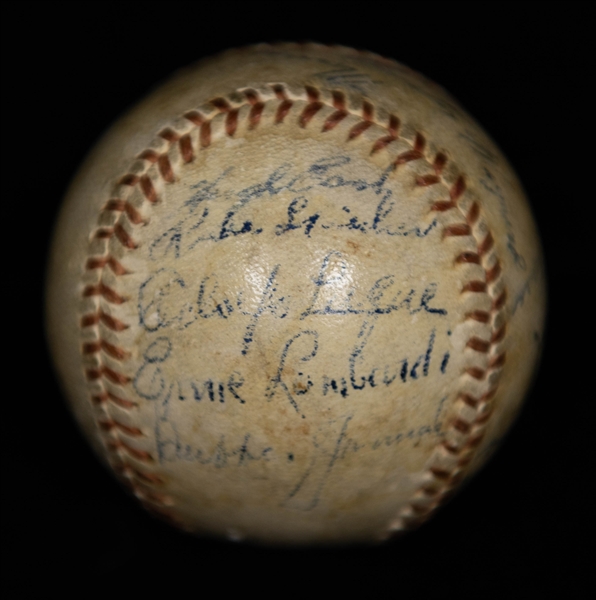 1943 New York Giants Team-Signed Baseball - 14 Signatures w. HOFers Carl Hubbell & Ernie Lombardi - Full PSA/DNA Letter 