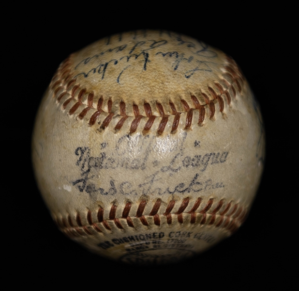 1943 New York Giants Team-Signed Baseball - 14 Signatures w. HOFers Carl Hubbell & Ernie Lombardi - Full PSA/DNA Letter 