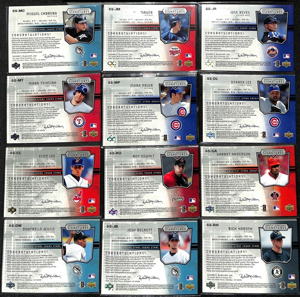 Lot of (32) 2004 UD SPx Swatch Supremacy Signature Baseball Cards w. Miguel Cabrera #/999 & Joe Mauer #/999