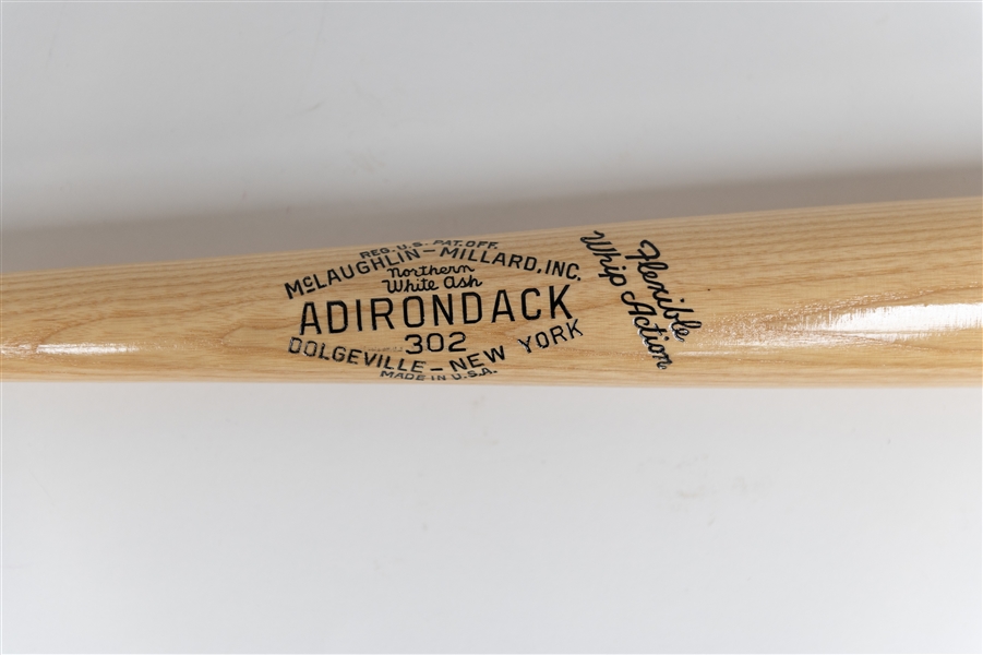 Willie Mays Signed 34-inch Adirondack Model 302 Willie Mays Personal Model Baseball Bat (+JSA Auction Letter)