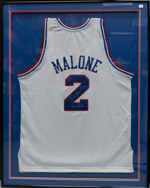 Moses Malone Signed Matted/Framed Sixers Jersey (Pickup Only)