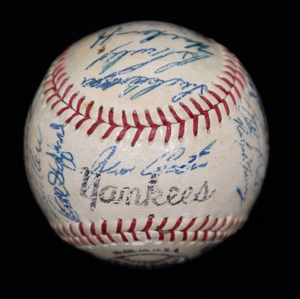 1961 New York Yankees (World Champions) Signed Baseball w. 25 Signatures (w. Maris, Berra, Ford, +) - Mickey Mantle is Clubhouse Signed (Full JSA LOA)