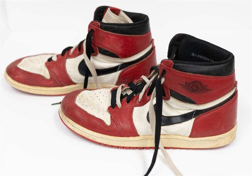 Used 1985 Nike Air Jordan 1 High OG Original Vintage Basketball Sneakers - Size 9.5